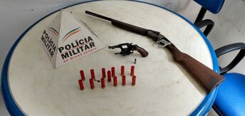 Photo of Luminárias – PM cumpre mandado e apreende armas de fogo
