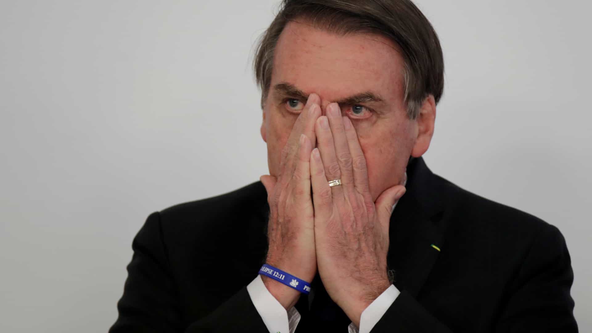 Photo of Câmara dá 30 dias para Bolsonaro apresentar exame de coronavírus