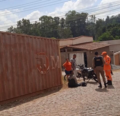 Photo of Ônibus da AUTOTRANS atropela motoqueiro na Rua Antônio Benedito Santos